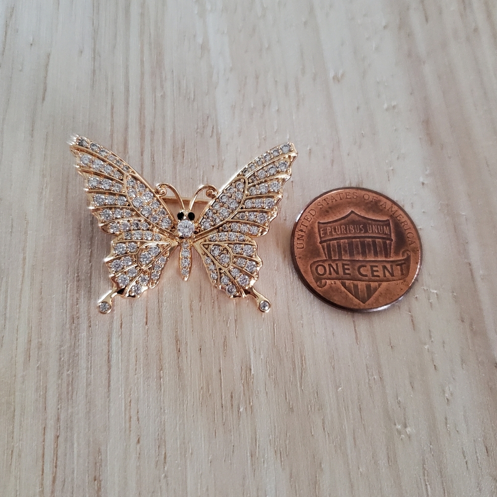 Butterfly Brooch - Picture 2 of 4